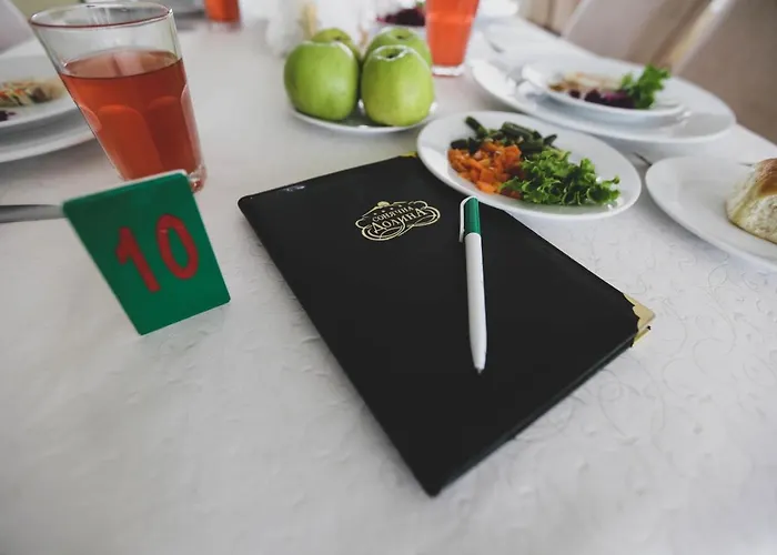 Solnichnaia Dolyna * 波利亚纳