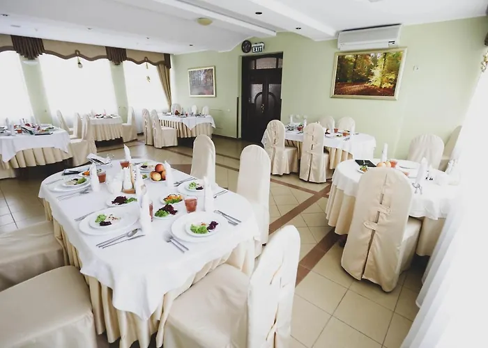 度假村 Solnichnaia Dolyna 波利亚纳